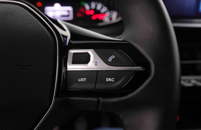 PEUGEOT_PEUGEOT_208_2550352_17.jpg PEUGEOT_PEUGEOT_208_2550352_17.jpg