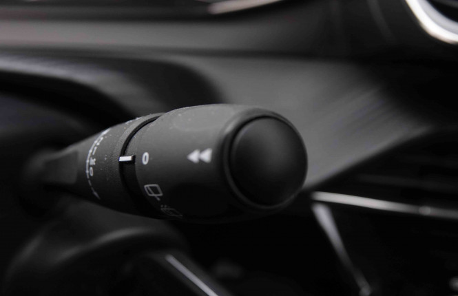 PEUGEOT_PEUGEOT_208_2550357_16.jpg PEUGEOT_PEUGEOT_208_2550357_16.jpg