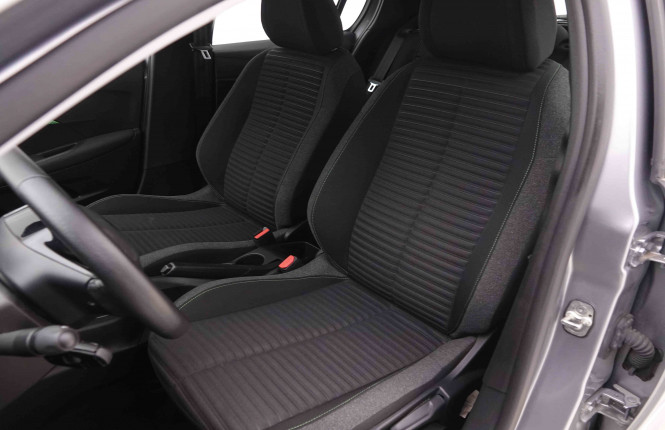 PEUGEOT_PEUGEOT_208_2550357_6.jpg PEUGEOT_PEUGEOT_208_2550357_6.jpg