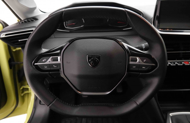 PEUGEOT_PEUGEOT_208_2550365_8.jpg