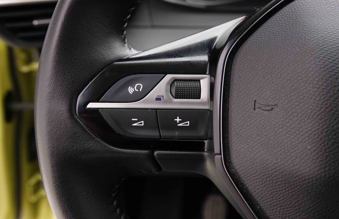 PEUGEOT_PEUGEOT_208_2550366_17.jpg