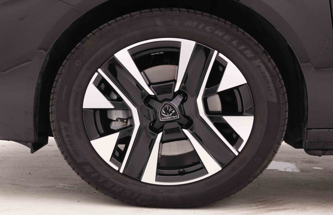 PEUGEOT_PEUGEOT_208_2550377_19.jpg