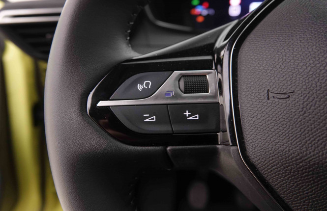 PEUGEOT_PEUGEOT_208_2550379_18.jpg