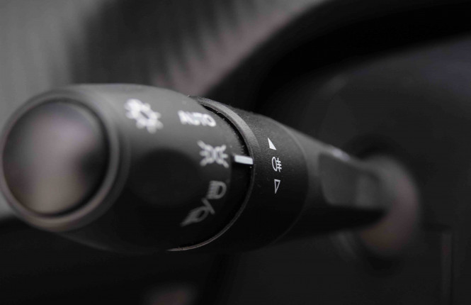 PEUGEOT_PEUGEOT_208_2550380_16.jpg PEUGEOT_PEUGEOT_208_2550380_16.jpg