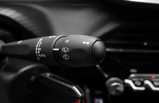 PEUGEOT_PEUGEOT_208_2550385_16.jpg PEUGEOT_PEUGEOT_208_2550385_16.jpg