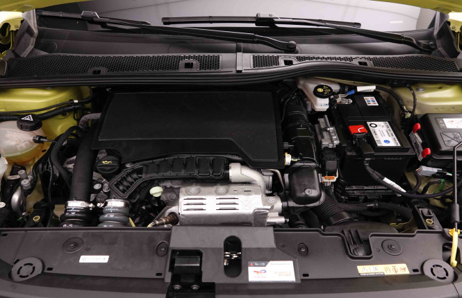 PEUGEOT_PEUGEOT_208_2550385_22.jpg PEUGEOT_PEUGEOT_208_2550385_22.jpg