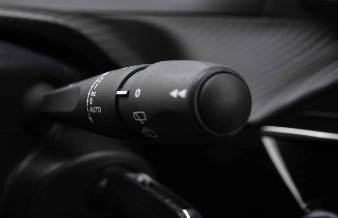 PEUGEOT_PEUGEOT_208_2550388_17.jpg PEUGEOT_PEUGEOT_208_2550388_17.jpg