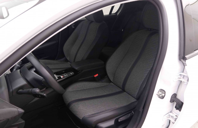 PEUGEOT_PEUGEOT_208_2551441_6.jpg