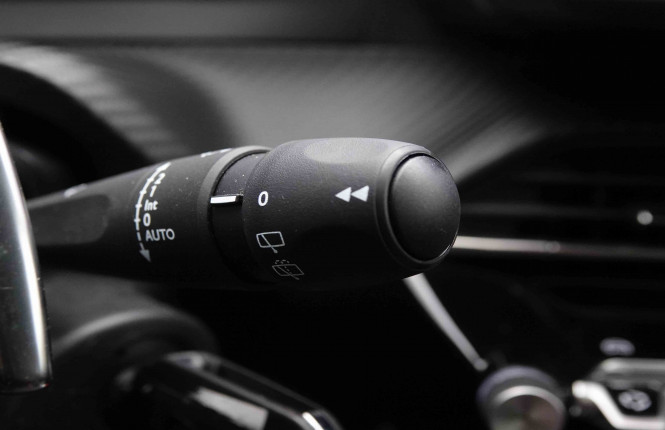 PEUGEOT_PEUGEOT_208_2551849_17.jpg PEUGEOT_PEUGEOT_208_2551849_17.jpg