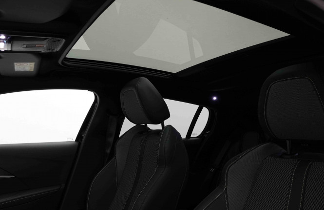 PEUGEOT_PEUGEOT_208_2652135_9.jpg