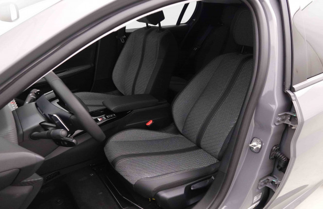 PEUGEOT_PEUGEOT_208_2652502_6.jpg