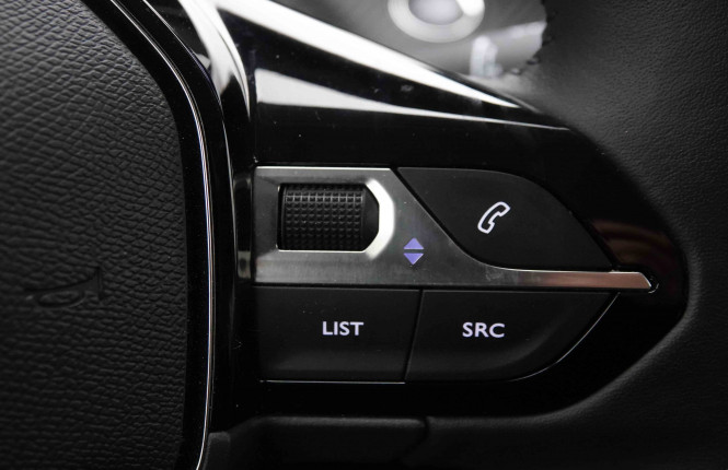 PEUGEOT_PEUGEOT_208_2652596_20.jpg PEUGEOT_PEUGEOT_208_2652596_20.jpg