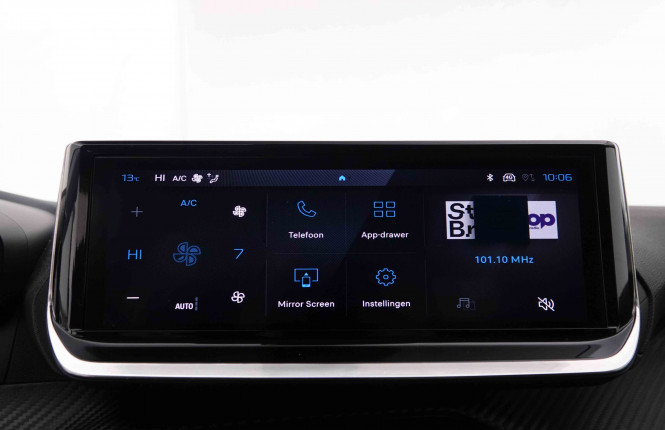 PEUGEOT_PEUGEOT_208_2652611_32.jpg PEUGEOT_PEUGEOT_208_2652611_32.jpg