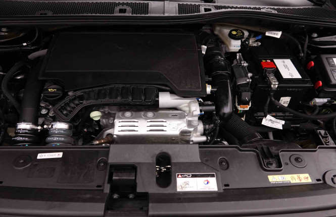 PEUGEOT_PEUGEOT_208_2653130_24.jpg