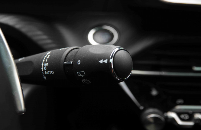 PEUGEOT_PEUGEOT_208_2653183_18.jpg