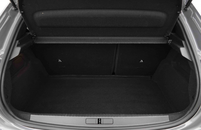 PEUGEOT_PEUGEOT_208_2653251_5.jpg PEUGEOT_PEUGEOT_208_2653251_5.jpg