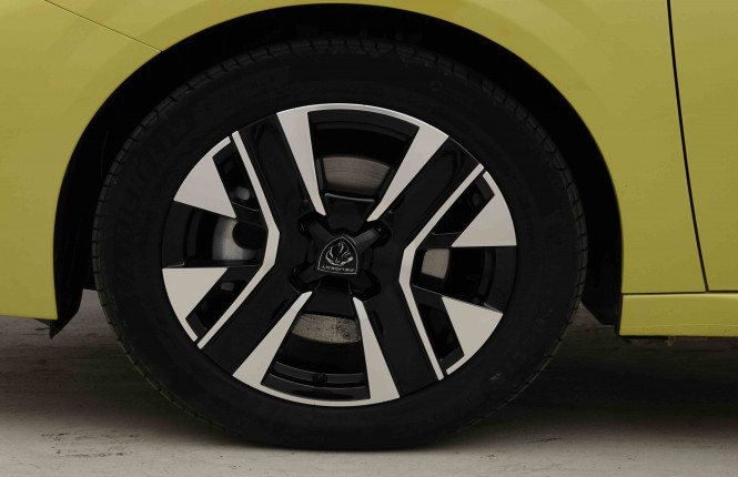 PEUGEOT_PEUGEOT_208_2653268_21.jpg PEUGEOT_PEUGEOT_208_2653268_21.jpg