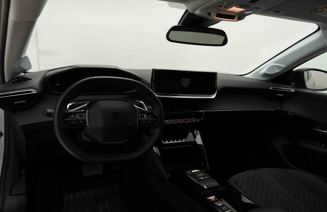 PEUGEOT_PEUGEOT_208_2653976_7.jpg