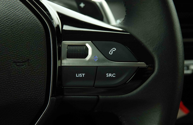 PEUGEOT_PEUGEOT_208_2654231_19.jpg