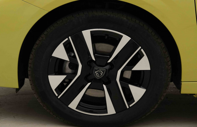 PEUGEOT_PEUGEOT_208_2654232_20.jpg