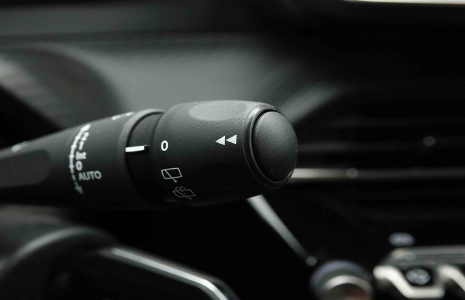 PEUGEOT_PEUGEOT_208_2654234_16.jpg PEUGEOT_PEUGEOT_208_2654234_16.jpg