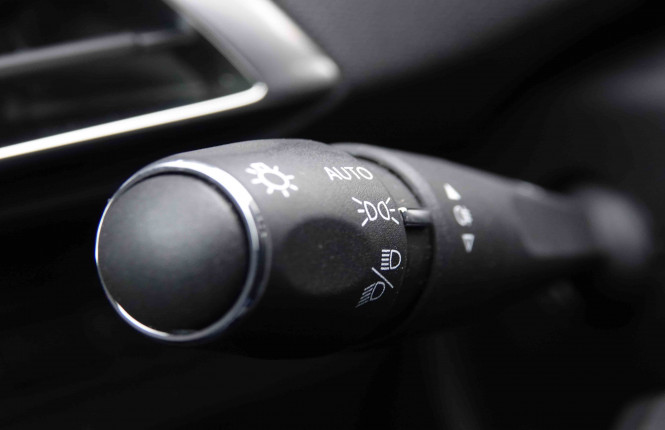 PEUGEOT_PEUGEOT_3008_2548273_15.jpg