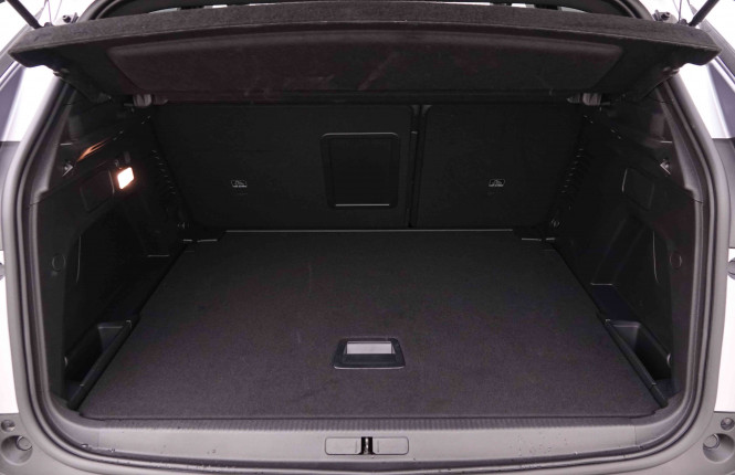 PEUGEOT_PEUGEOT_3008_2548275_5.jpg