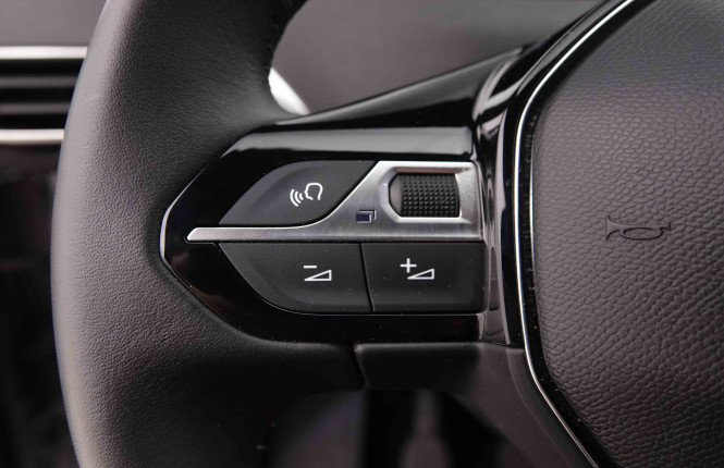 PEUGEOT_PEUGEOT_3008_2548278_19.jpg