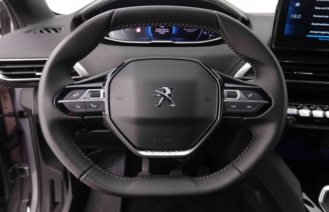 PEUGEOT_PEUGEOT_3008_2548278_9.jpg