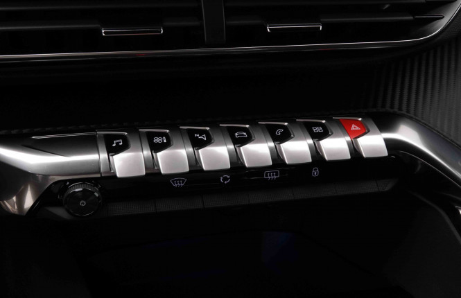 PEUGEOT_PEUGEOT_3008_2548287_13.jpg