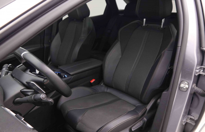 PEUGEOT_PEUGEOT_3008_2549464_7.jpg
