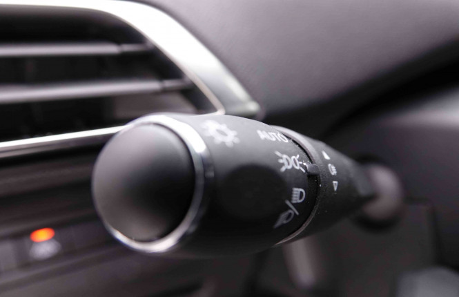 PEUGEOT_PEUGEOT_3008_2550334_16.jpg PEUGEOT_PEUGEOT_3008_2550334_16.jpg