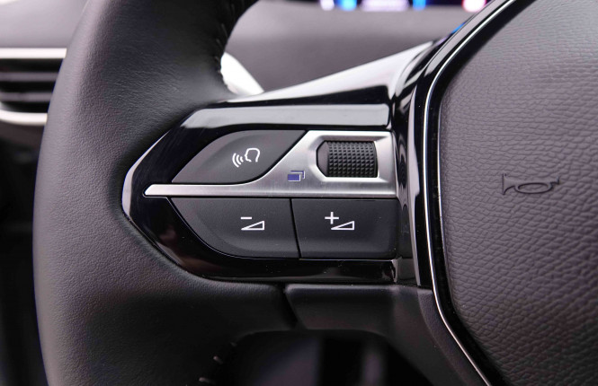 PEUGEOT_PEUGEOT_3008_2550334_18.jpg PEUGEOT_PEUGEOT_3008_2550334_18.jpg