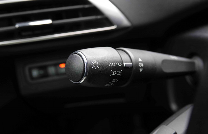 PEUGEOT_PEUGEOT_3008_2550335_16.jpg PEUGEOT_PEUGEOT_3008_2550335_16.jpg