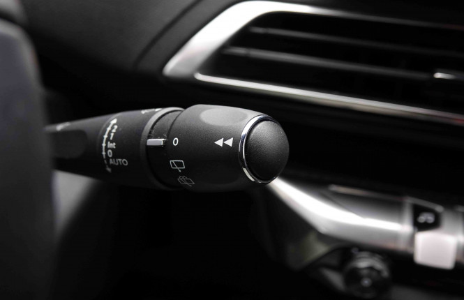 PEUGEOT_PEUGEOT_3008_2550335_17.jpg PEUGEOT_PEUGEOT_3008_2550335_17.jpg