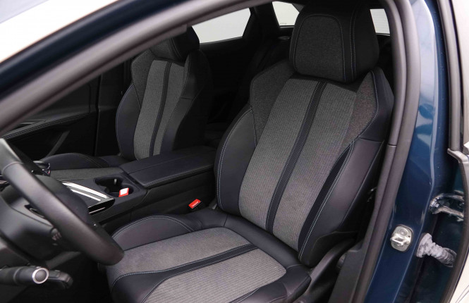 PEUGEOT_PEUGEOT_3008_2550335_6.jpg PEUGEOT_PEUGEOT_3008_2550335_6.jpg