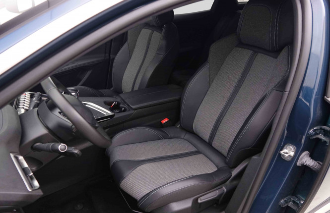 PEUGEOT_PEUGEOT_3008_2550339_6.jpg PEUGEOT_PEUGEOT_3008_2550339_6.jpg