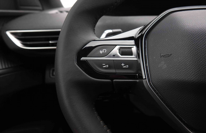 PEUGEOT_PEUGEOT_3008_2550342_19.jpg PEUGEOT_PEUGEOT_3008_2550342_19.jpg