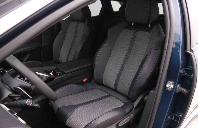 PEUGEOT_PEUGEOT_3008_2550342_7.jpg PEUGEOT_PEUGEOT_3008_2550342_7.jpg