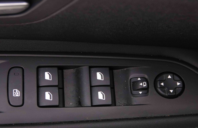 PEUGEOT_PEUGEOT_3008_2550933_23.jpg PEUGEOT_PEUGEOT_3008_2550933_23.jpg