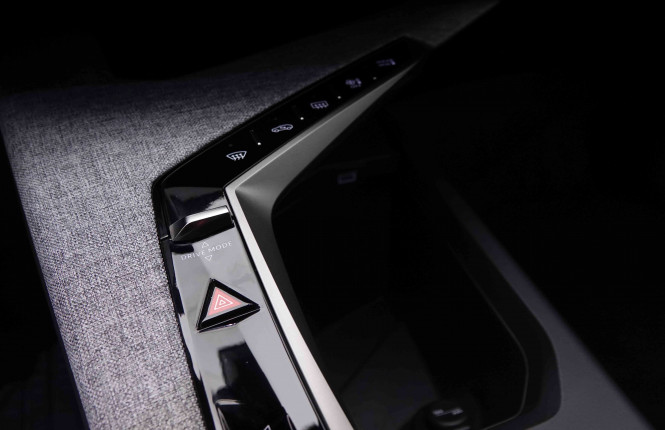 PEUGEOT_PEUGEOT_3008_2551075_13.jpg PEUGEOT_PEUGEOT_3008_2551075_13.jpg