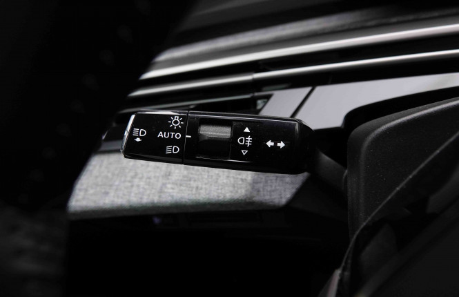 PEUGEOT_PEUGEOT_3008_2551077_15.jpg PEUGEOT_PEUGEOT_3008_2551077_15.jpg