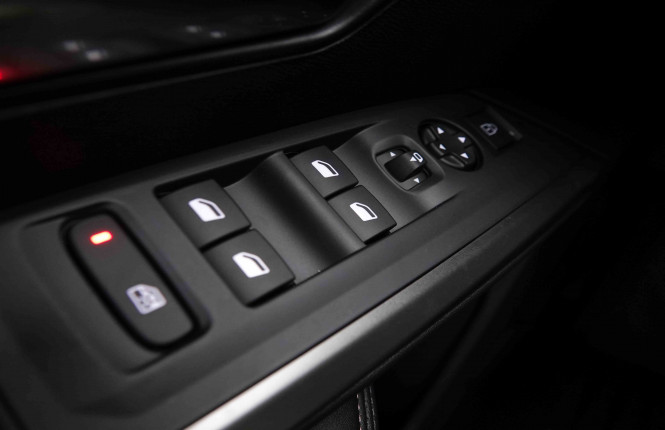 PEUGEOT_PEUGEOT_3008_2551226_21.jpg PEUGEOT_PEUGEOT_3008_2551226_21.jpg