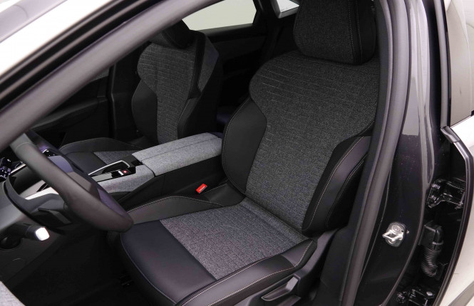 PEUGEOT_PEUGEOT_3008_2551231_6.jpg PEUGEOT_PEUGEOT_3008_2551231_6.jpg