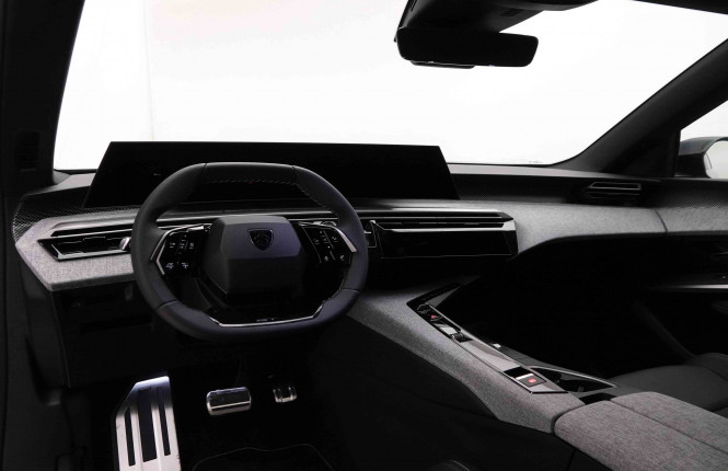 PEUGEOT_PEUGEOT_3008_2652913_8.jpg