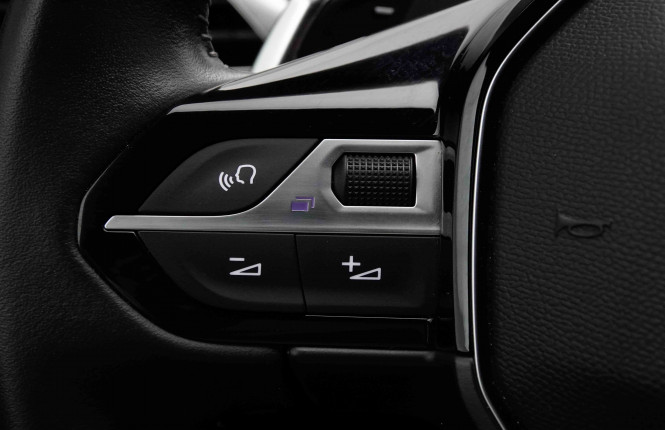 PEUGEOT_PEUGEOT_3008_2653103_19.jpg