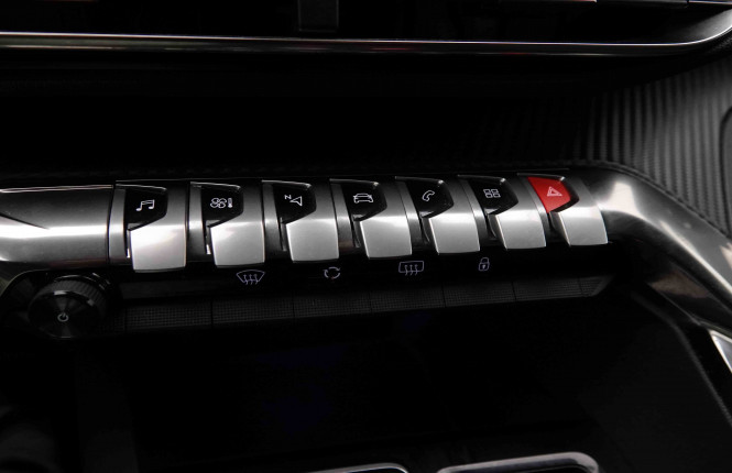 PEUGEOT_PEUGEOT_3008_2653106_14.jpg