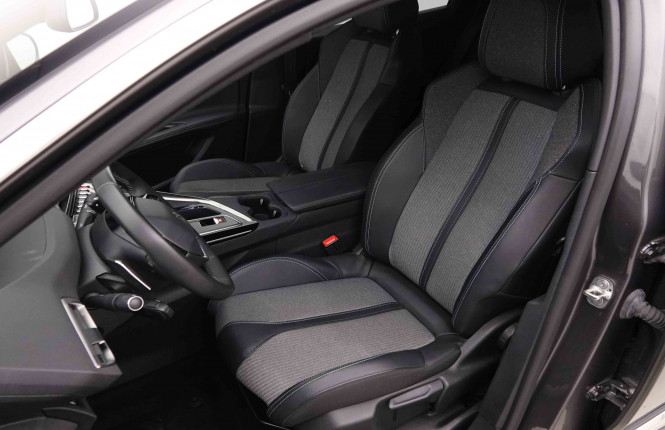 PEUGEOT_PEUGEOT_3008_2653109_6.jpg