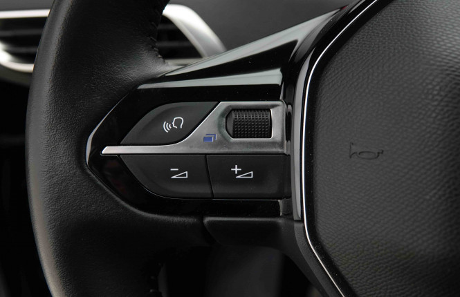 PEUGEOT_PEUGEOT_3008_2653114_19.jpg