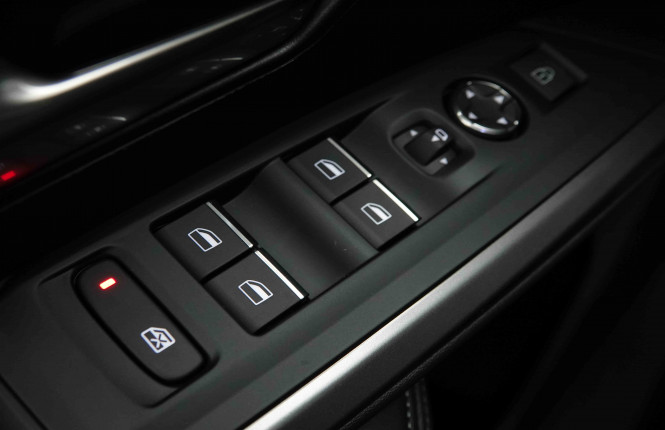 PEUGEOT_PEUGEOT_3008_2654006_20.jpg